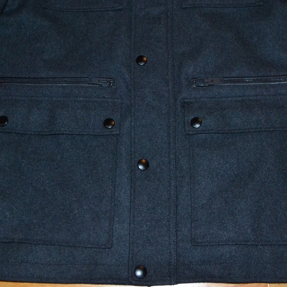 Men’s Express wool coat, size large - Picture 5 of 9